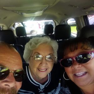 Meet your Posher, Traci